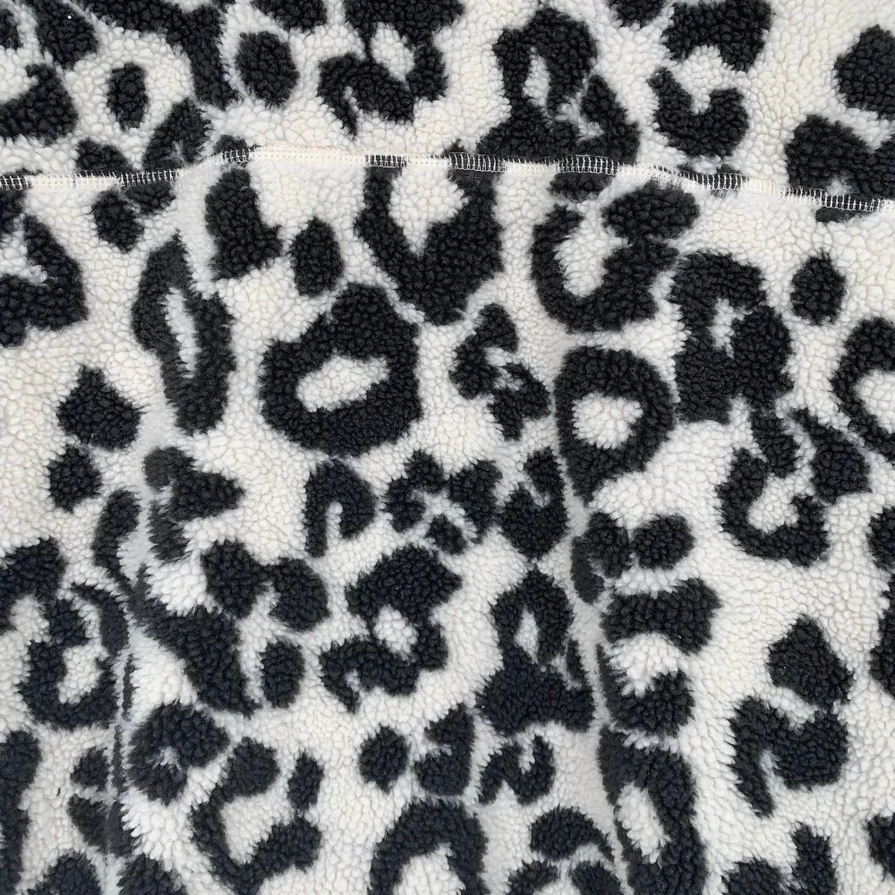 Old Navy Snow Leopard Sherpa Fleece Jacket Button Front Animal Print Teddy, M - Picture 8 of 11
